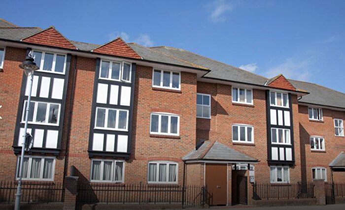 1 Bedroom Studio To Rent In Station Road East, Canterbury, CT1