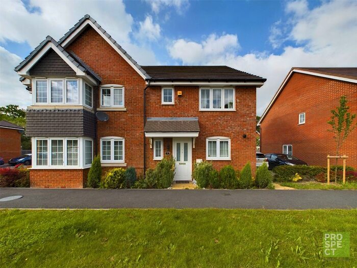 3 Bedroom Semi-Detached House To Rent In Budd Grove, Winnersh, Wokingham, Berkshire, RG41