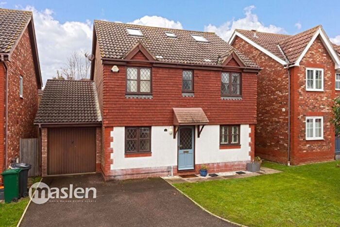 5 Bedroom House To Rent In Wayfield Avenue, Hove, BN3