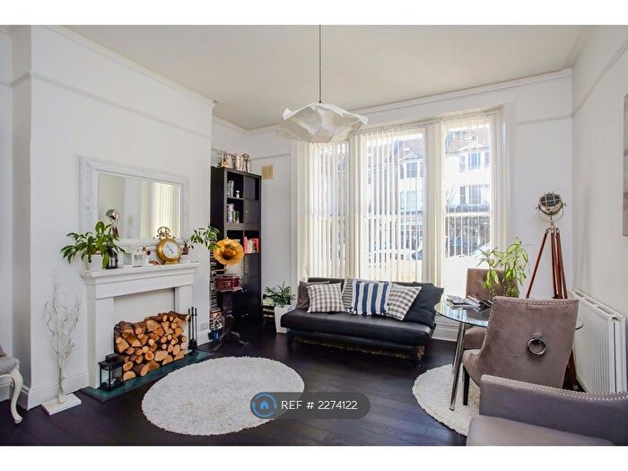 1 Bedroom Flat To Rent In Goldstone Villas, Hove, BN3