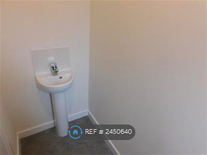 4 Bedroom Semi-Detached House To Rent In Escott Road, Liverpool, L24