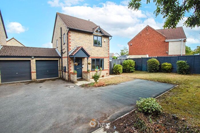 3 Bedroom Detached House For Sale In West Green Drive, Kirk Sandall, Doncaster, DN3