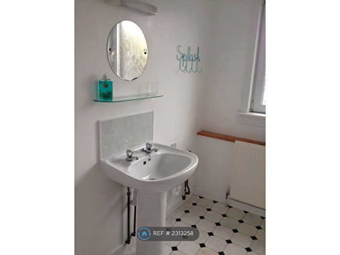 1 Bedroom Flat To Rent In High Street, Kirkcudbright, DG6