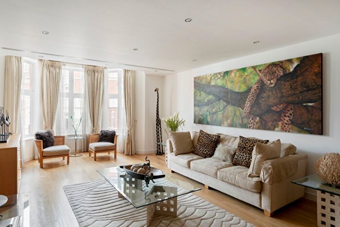 2 Bedroom Flat For Sale In Hans Crescent, London, SW1X