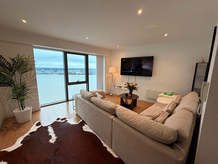 2 Bedroom Flat To Rent In Princes Parade, Liverpool, L3