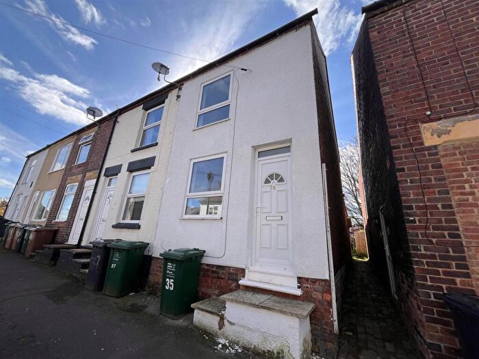 2 Bedroom Terraced House For Sale In Weston Street, Swadlincote, DE11
