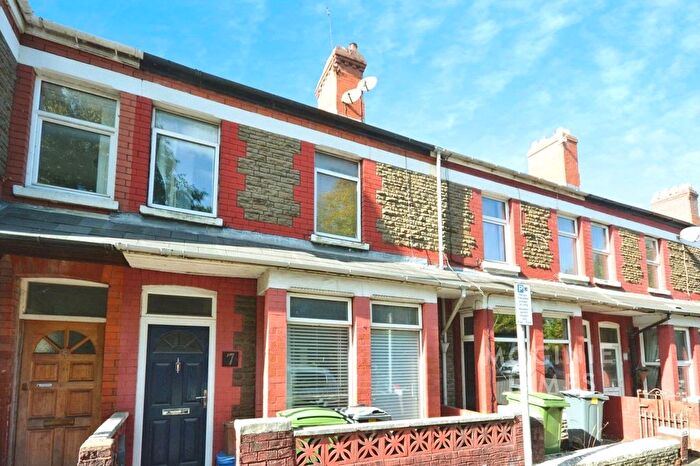 3 Bedroom Terraced House For Sale In Allensbank Road, Heath, Cardiff, CF14