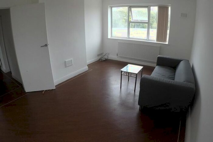 3 Bedroom Flat To Rent In Hardy Street, Liverpool, L1