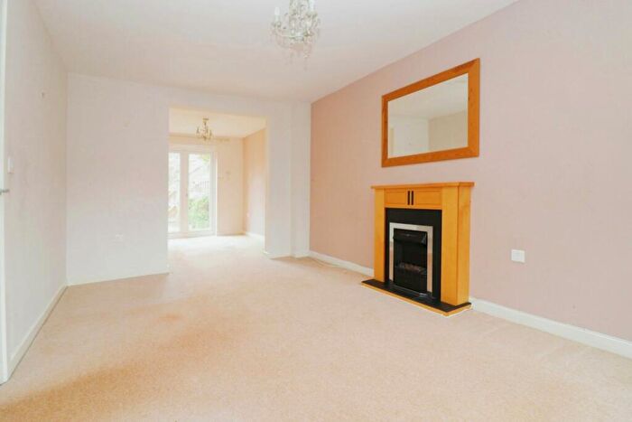 3 Bedroom Terraced House For Sale In The Furlong, Bedford, MK43