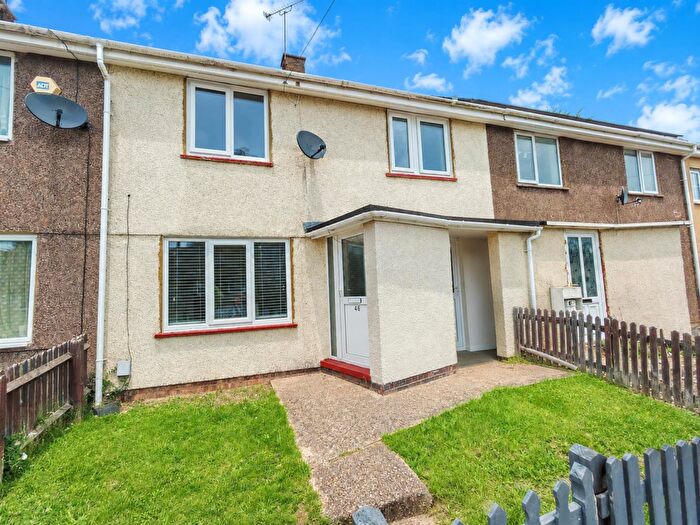 3 Bedroom Terraced House For Sale In Landseer Court, Corby, NN18