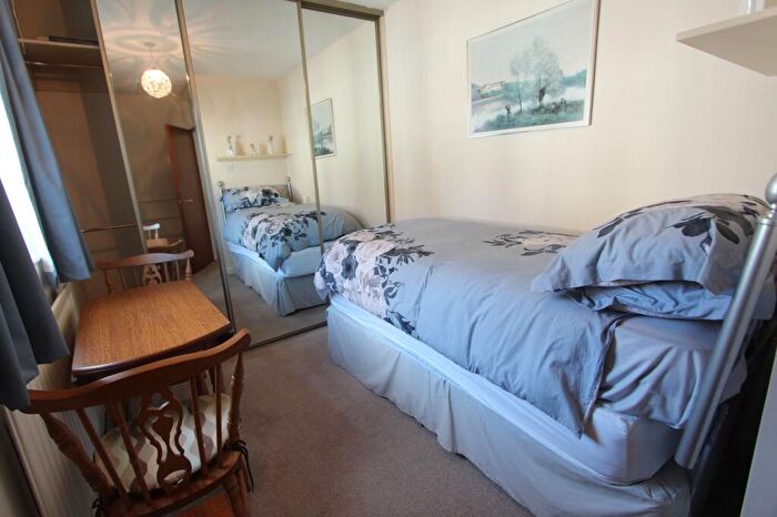 2 Bedroom Retirement Property For Sale In Kenilworth Road, Balsall Common, CV7