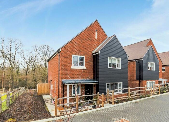 4 Bedroom Detached House To Rent In Freeland Close, North Chailey, BN8