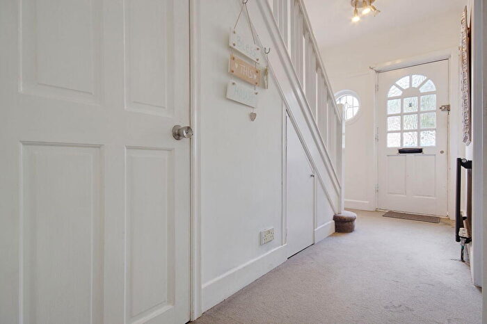 5 Bedroom Detached House For Sale In The Grove, Bournemouth, BH9
