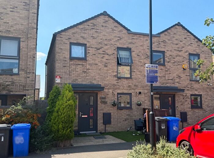2 Bedroom Semi-Detached House For Sale In Fenton Road, Harrow, HA2