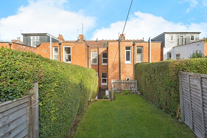3 Bedroom Terraced House For Sale In Silverdale Road, Tunbridge Wells, Kent, TN4