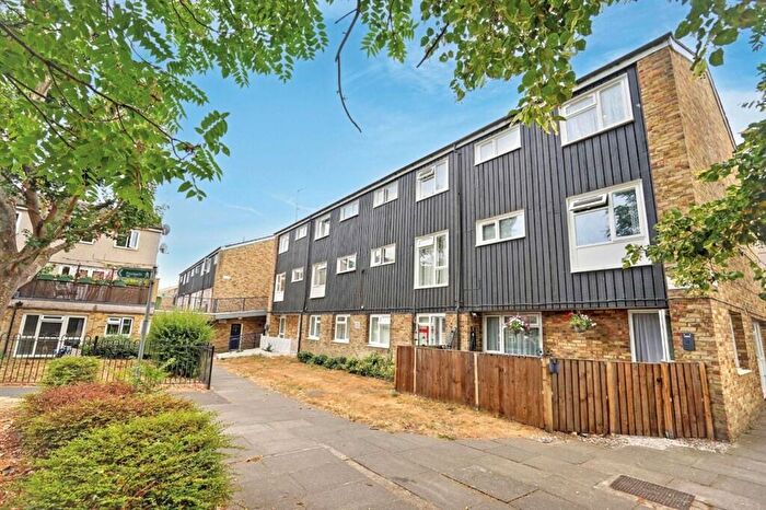 3 Bedroom Flat For Sale In Mallard Walk, Sidcup, DA14