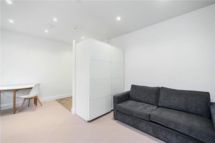Studio To Rent In Egerton Gardens, London, SW3