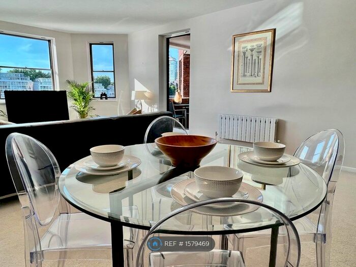 1 Bedroom Flat To Rent In Riverside Court, London, SW8