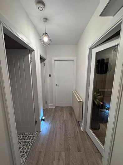 1 Bedroom Flat To Rent In Strathmartine Road, Dundee, DD3