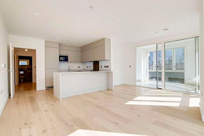 2 Bedroom Flat To Rent In Royal Captain Court, Arniston Way, London, E14