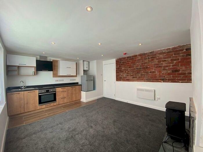 1 Bedroom Apartment To Rent In King Street, Southport, Merseyside, PR8