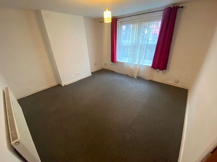 1 Bedroom Flat To Rent In Albany Road, Bristol, BS6