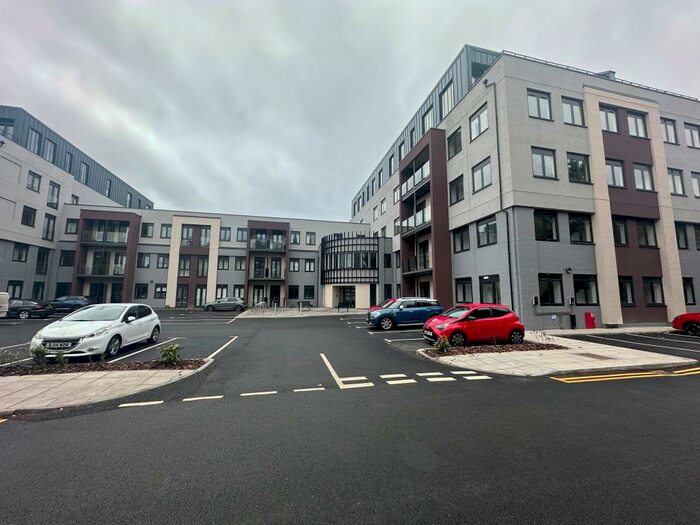 1 Bedroom Flat To Rent In Broadoaks, Solihull, B91