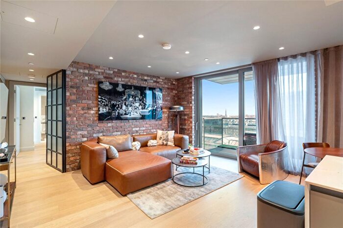 3 Bedroom Flat For Sale In Canalside Walk, Paddington, London, W2