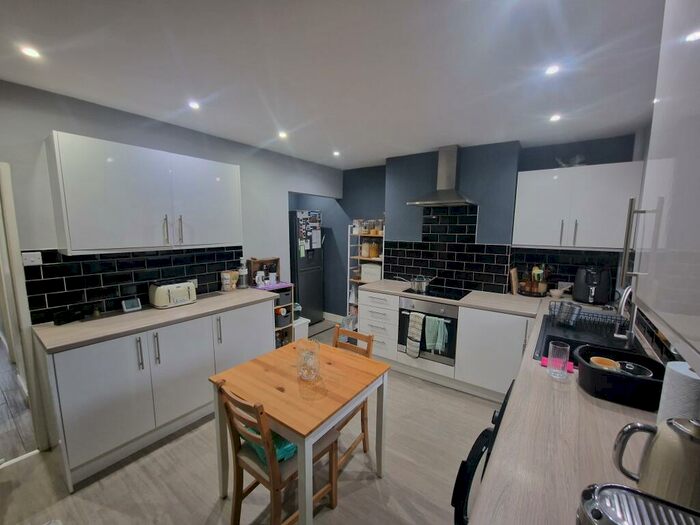 2 Bedroom Terraced House To Rent In Hanham Road, Bristol, BS15