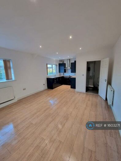 1 Bedroom Flat To Rent In Muglet Lane, Rotherham, S66