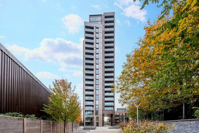 2 Bedroom Flat To Rent In Moulding Lane, Deptford, London, SE14