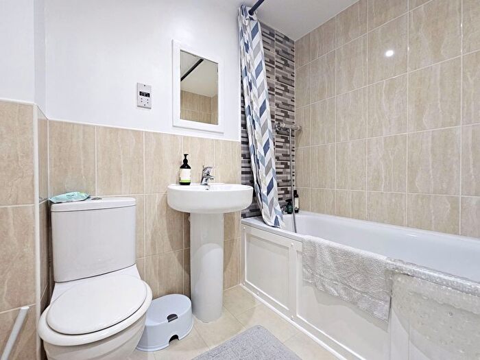 1 Bedroom Terraced House To Rent In Greenways, Gloucester, GL4