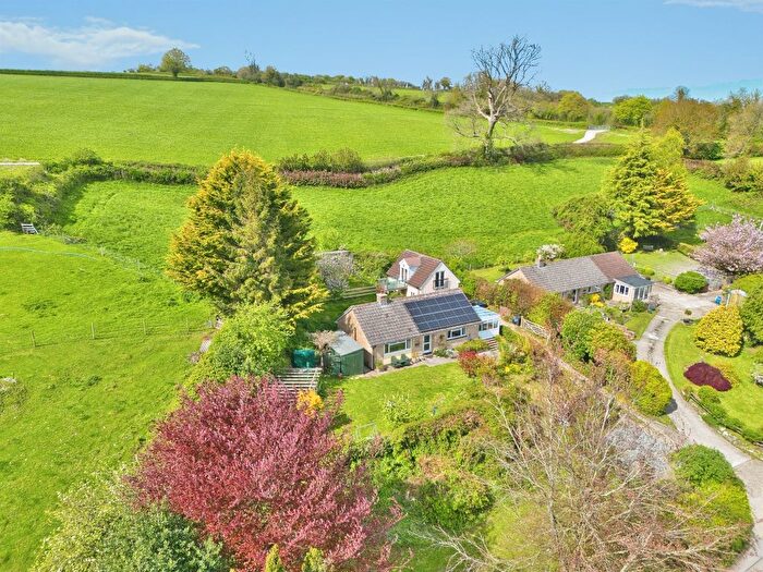3 Bedroom Detached Bungalow For Sale In Bakers Dozen, Wayford, Crewkerne, TA18