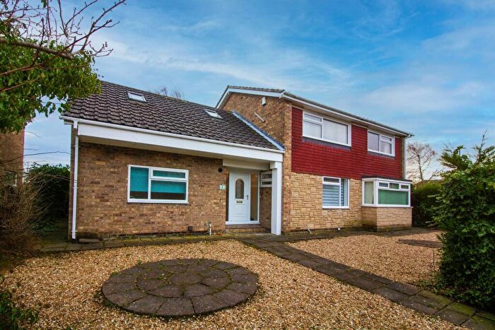 5 Bedroom Detached House For Sale In Juniper Walk, Newcastle Upon Tyne, NE5