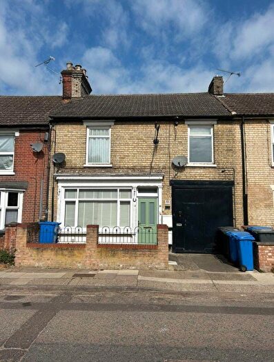 2 Bedroom Flat To Rent In Cemetery Road, Sufolk, IP4
