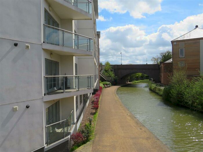 1 Bedroom Apartment To Rent In Lonsdale, Wolverton, Milton Keynes, MK12