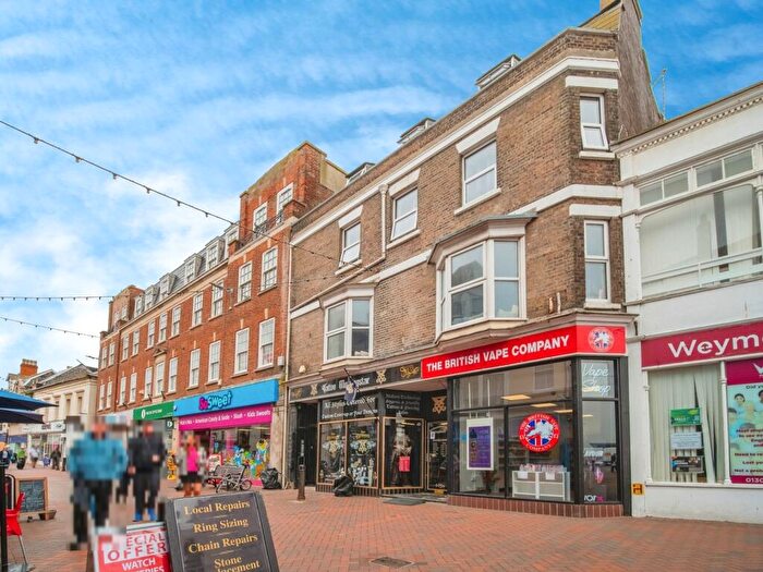 1 Bedroom Flat For Sale In St. Mary Street, Weymouth, Dorset, DT4