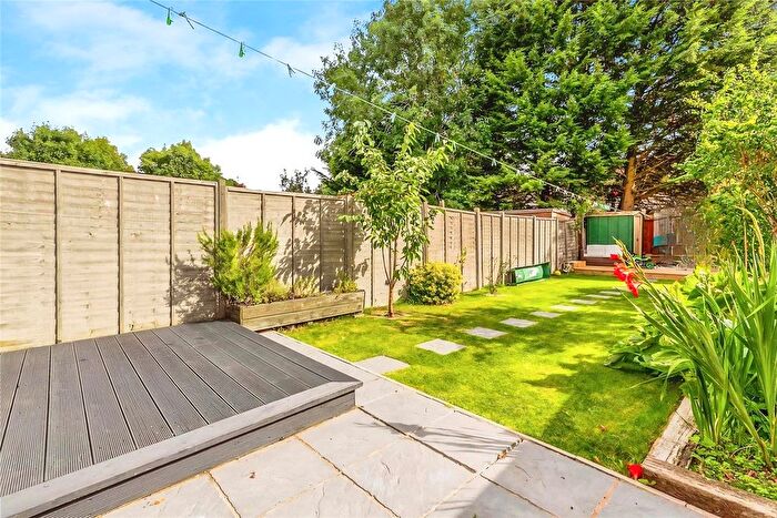 3 Bedroom Terraced House For Sale In Millers Road, Warwick, Warwickshire, CV34