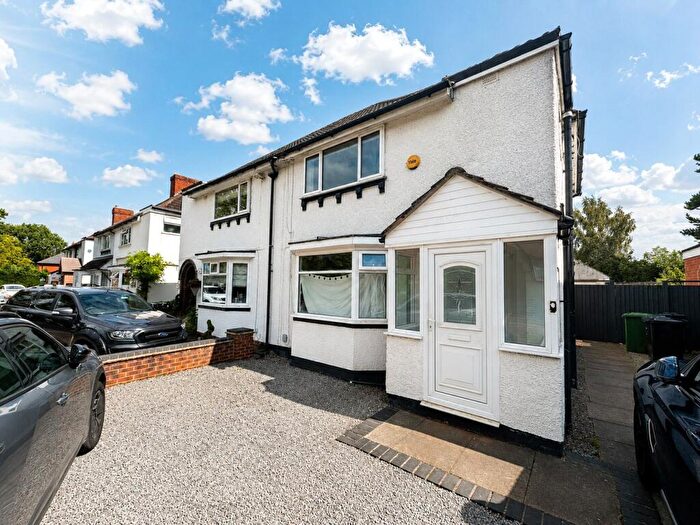 3 Bedroom Semi Detached House To Rent In Olton Road, Solihull, West Midlands, B90