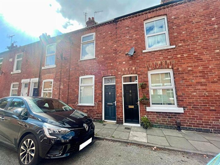 2 Bedroom Terraced House To Rent In Kensington Street, South Bank, YO23