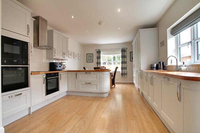3 Bedroom Detached Bungalow For Sale In Westfield Road, Manea, PE15