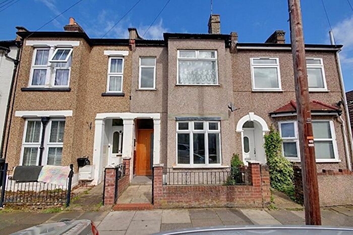 3 Bedroom Terraced House For Sale In Holly Road, Enfield, EN3