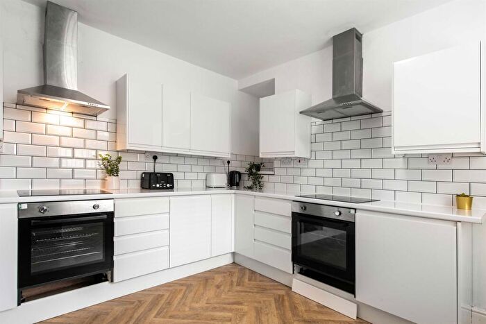 8 Bedroom Semi Detached House To Rent In Waterloo Road, NG7