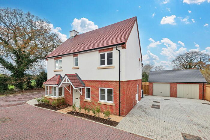 4 Bedroom Detached House For Sale In Hayle Field, High Street, Thurleigh, Bedford, MK44