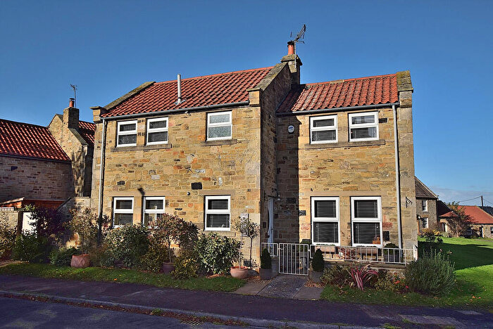 3 Bedroom Detached House For Sale In Mill Close, Ravensworth, DL11