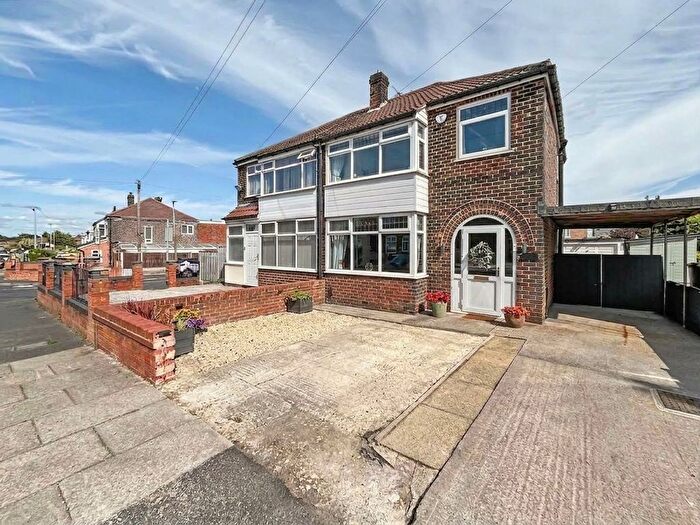 3 Bedroom Semi Detached House For Sale In Parr Lane, Unsworth. Bury, BL9