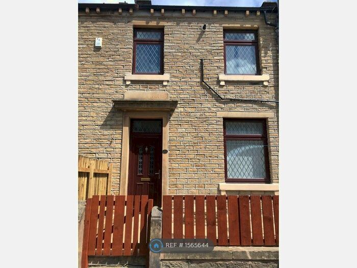 2 Bedroom Terraced House To Rent In Hoffman Street, Huddersfield, HD3