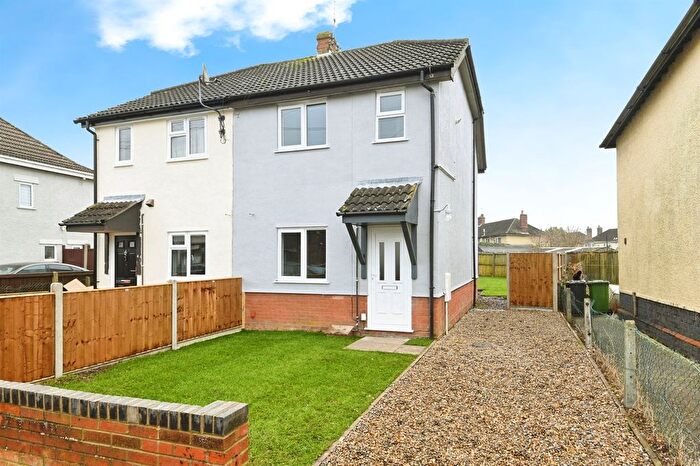 2 Bedroom Semi-Detached House For Sale In Hillen Road, King's Lynn, PE30