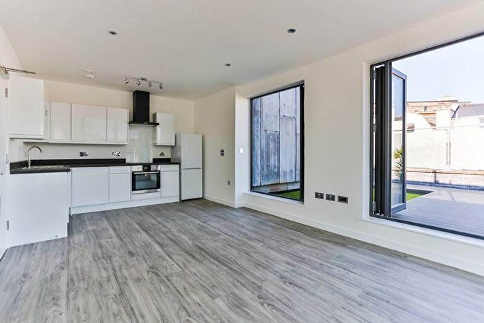 2 Bedroom Apartment To Rent In Clarence Parade, Cheltenham, GL50