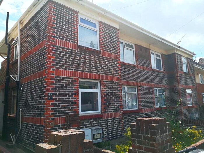 2 Bedroom Flat To Rent In Aylen Road, Portsmouth, PO3
